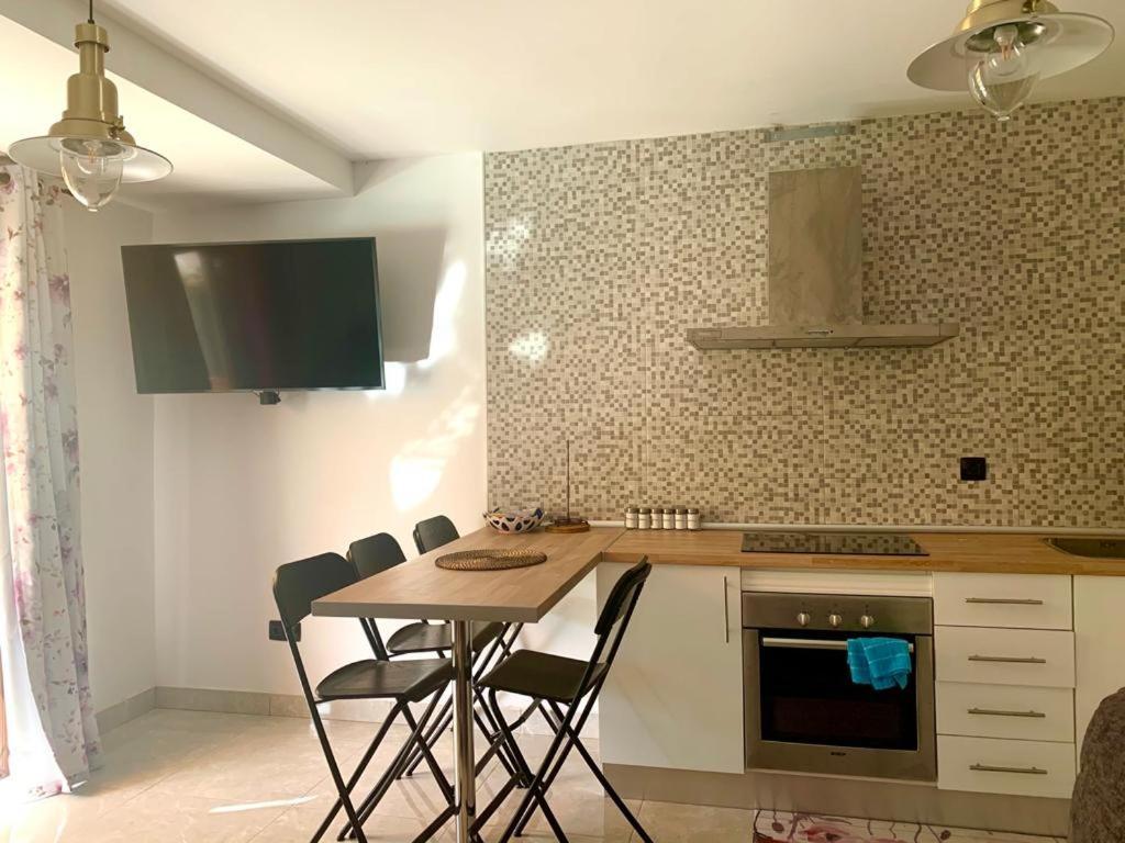 Duplex-Bungalow In Playa De Las Americas,3 Minutes Near The Best Beaches In Tenerife מראה חיצוני תמונה