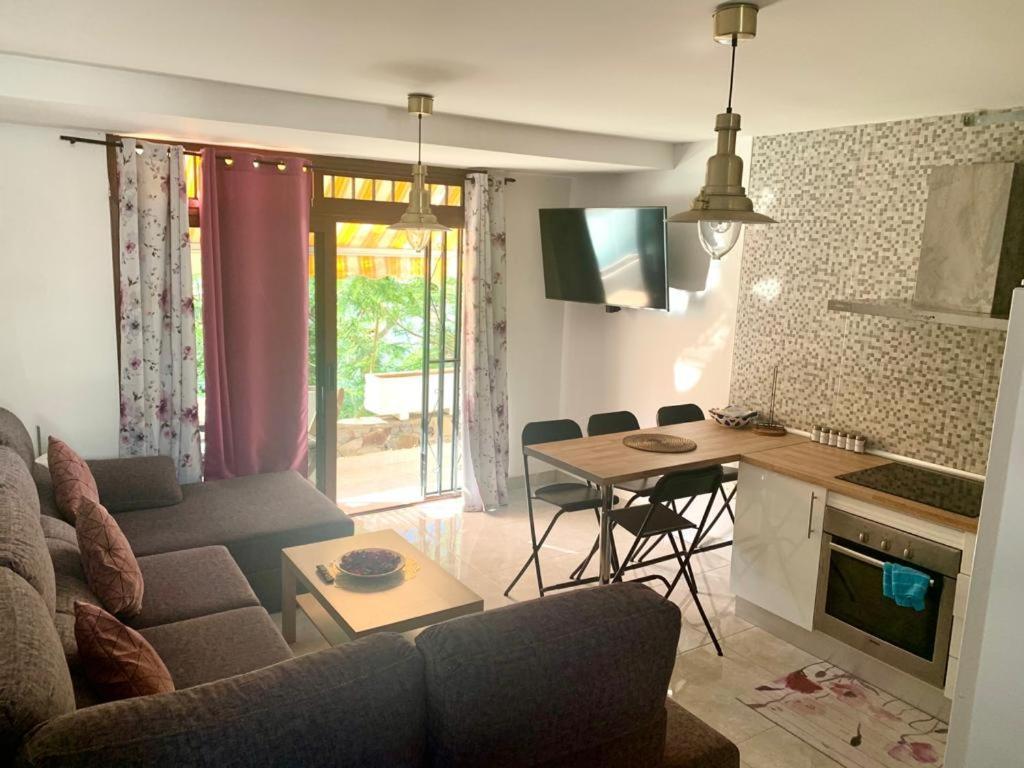 Duplex-Bungalow In Playa De Las Americas,3 Minutes Near The Best Beaches In Tenerife מראה חיצוני תמונה